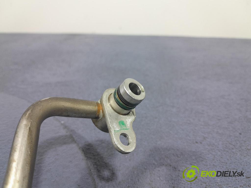Bmw Seria 7 2023 rúrka Chladič: 8489595