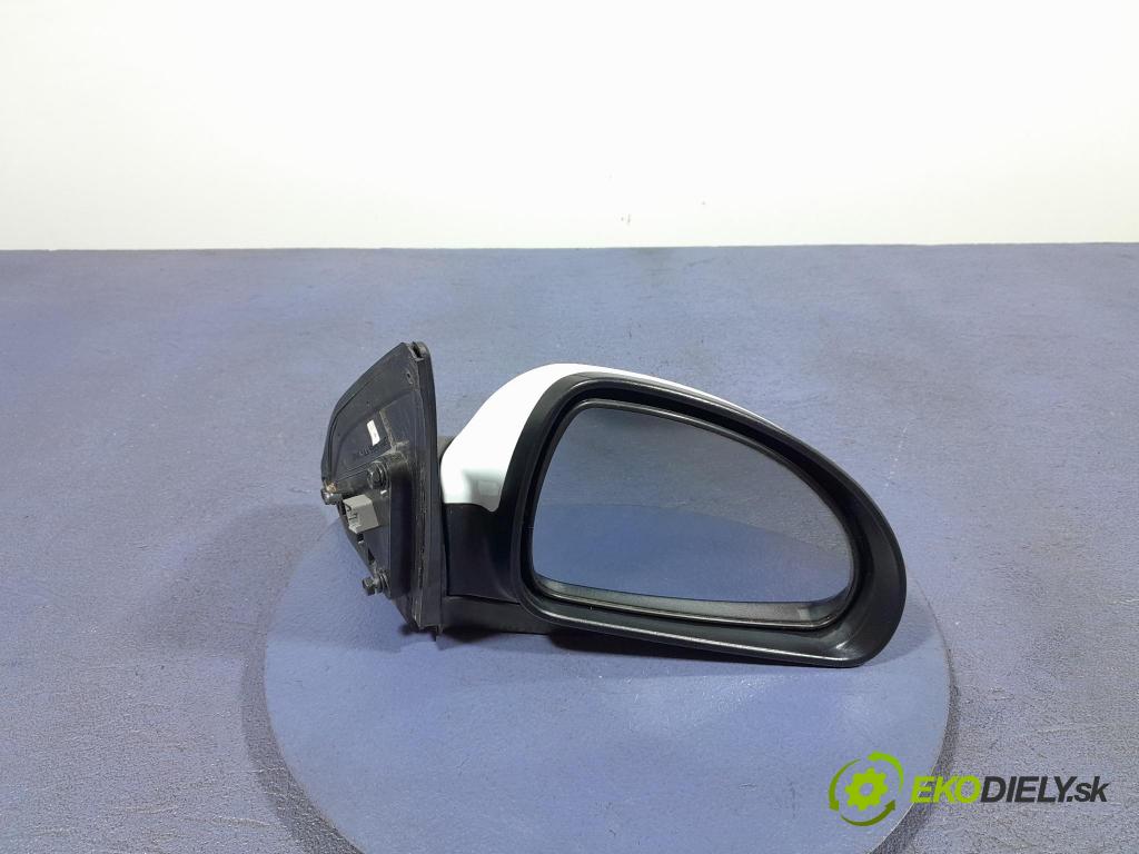 Kia Ceed 2008 zrkadlo pravé