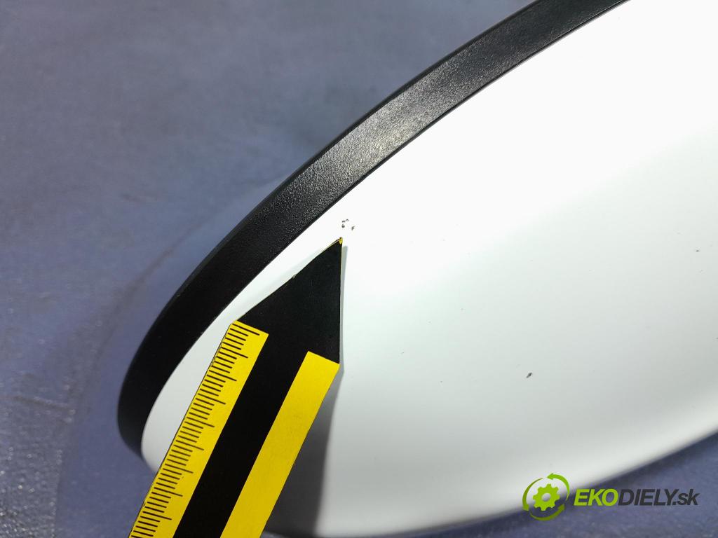 Kia Ceed 2008 zrkadlo pravé