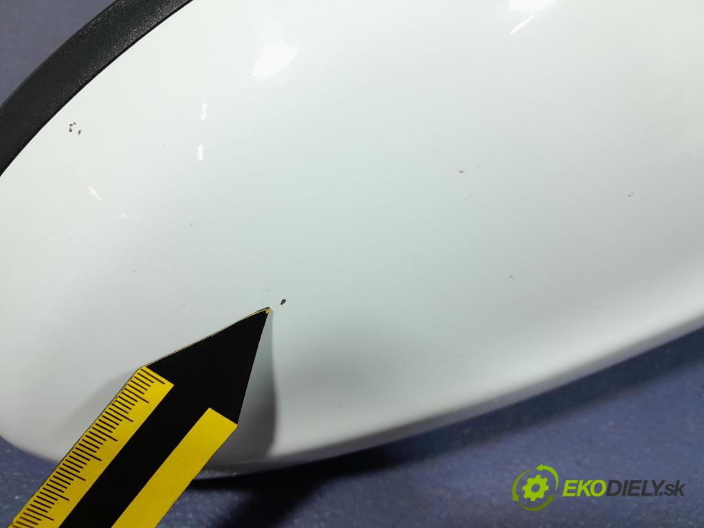 Kia Ceed 2008 zrkadlo pravé