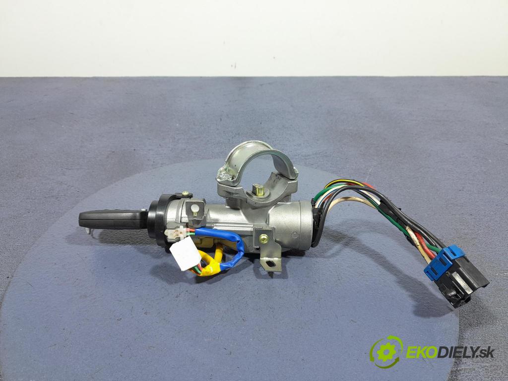 Kia Ceed 2008 Spínač zapaľovania: EDZDC2