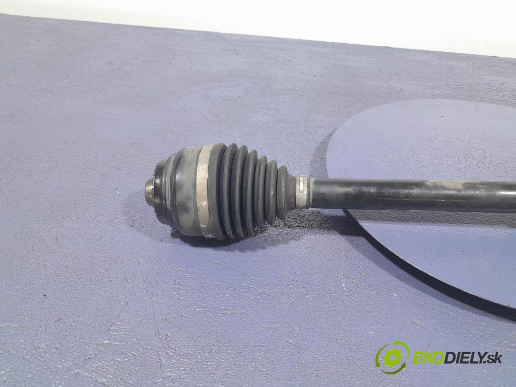 Bmw Seria 7 2023 poloos Prava: Predné 5A61126