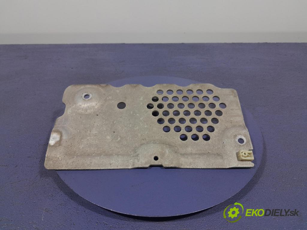 Bmw Seria 7 2023 kryt Plast: podvozek: 9797938