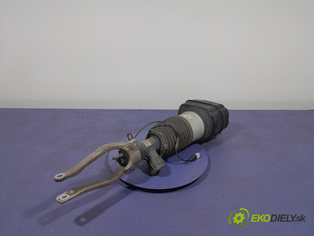 Bmw Seria 7 2023 tlmič Predné Správny.: 6892592