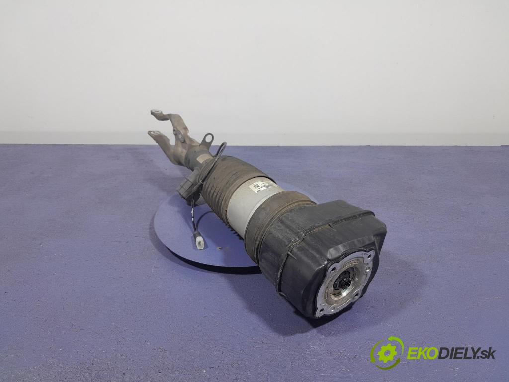 Bmw Seria 7 2023 tlmič Predné Správny.: 6892592