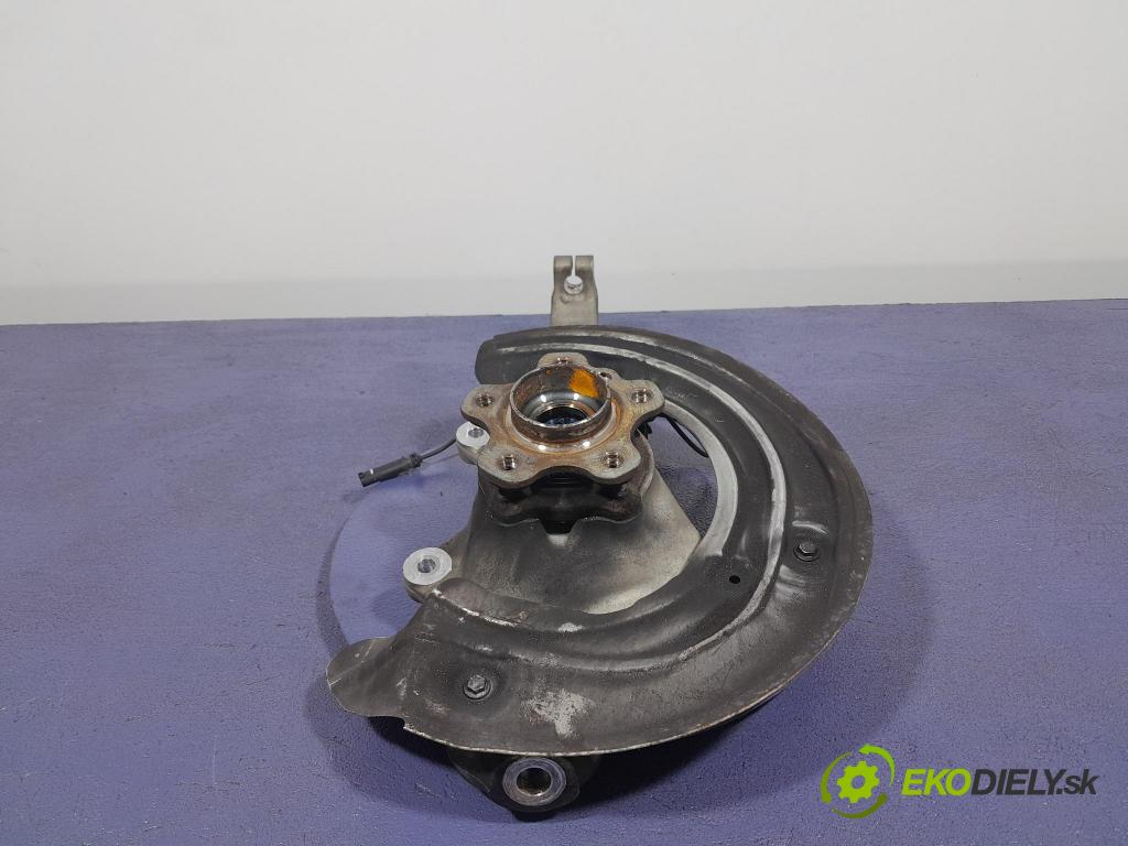 Bmw Seria 7 2023 náboj Prava: