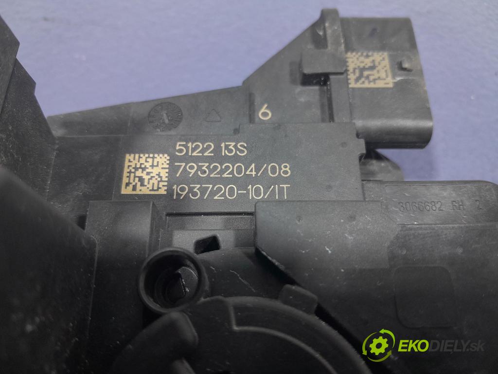 Bmw Seria 7 2023 zámok dvere zad v pravo: 7932204