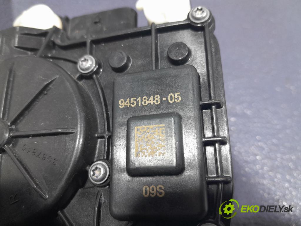 Bmw Seria 7 2023 zámok dvere Predné v pravo: 7932208