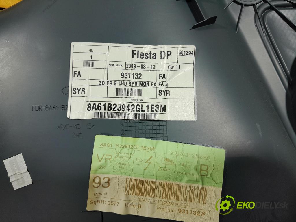 Ford Fiesta 2009 Čalounictví: dvere Predné Prava: