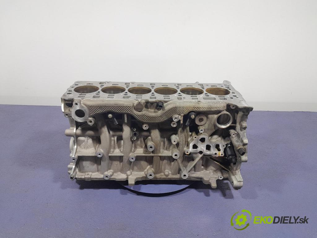 Bmw Seria 7 2023 Blok Motor: 9468996