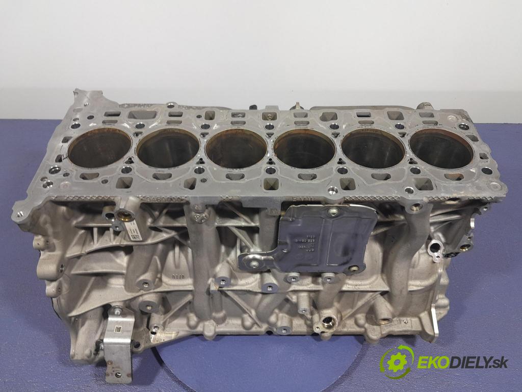 Bmw Seria 7 2023 Blok Motor: 9468996