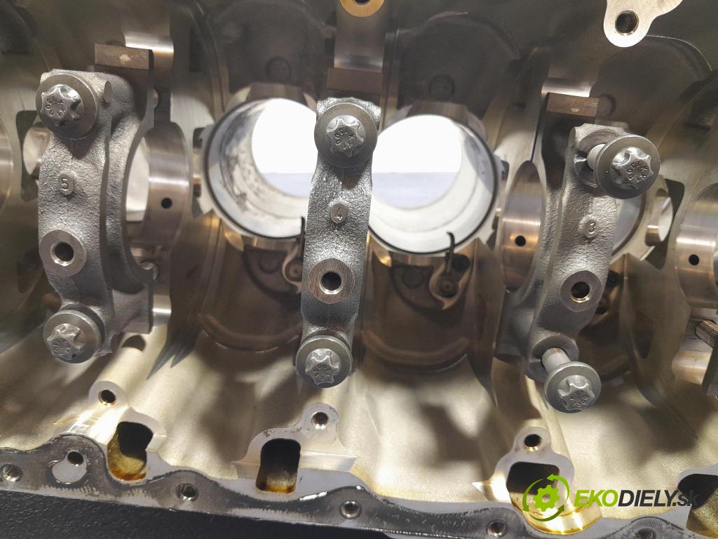 Bmw Seria 7 2023 Blok Motor: 9468996