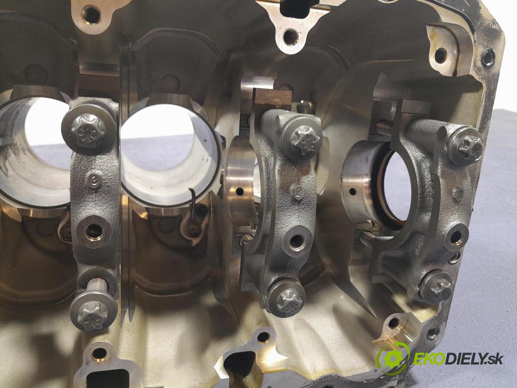 Bmw Seria 7 2023 Blok Motor: 9468996