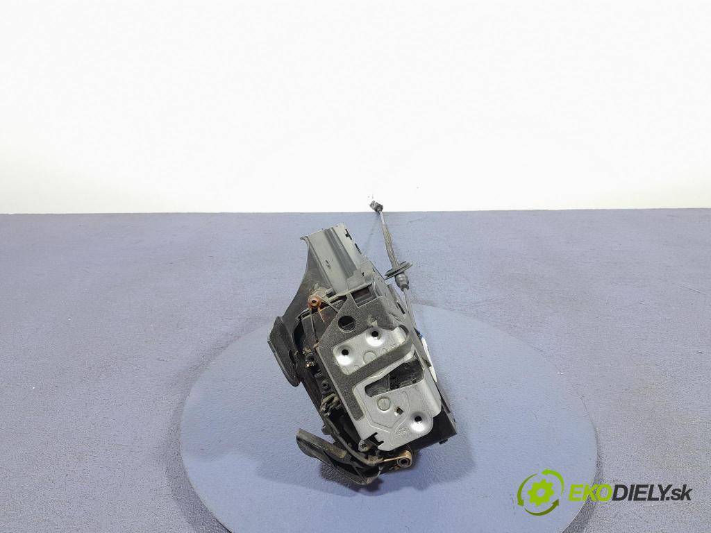 Ford Fiesta 2009 zámok dvere Predné Vľavo: 8A6A-A21813-AD