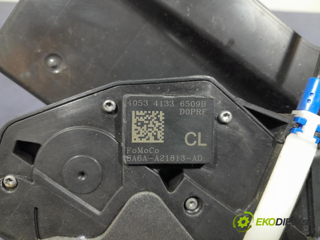 Ford Fiesta 2009 zámok dvere Predné Vľavo: 8A6A-A21813-AD