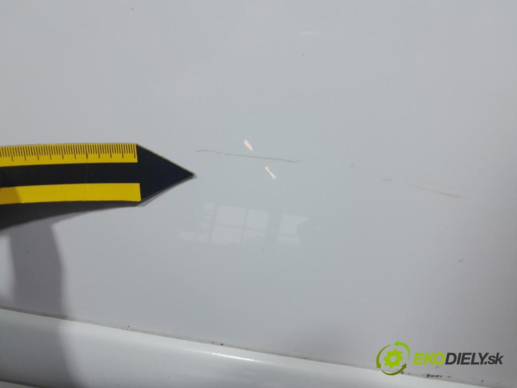 Kia Ceed 2008 dvere Predné Vľavo:
