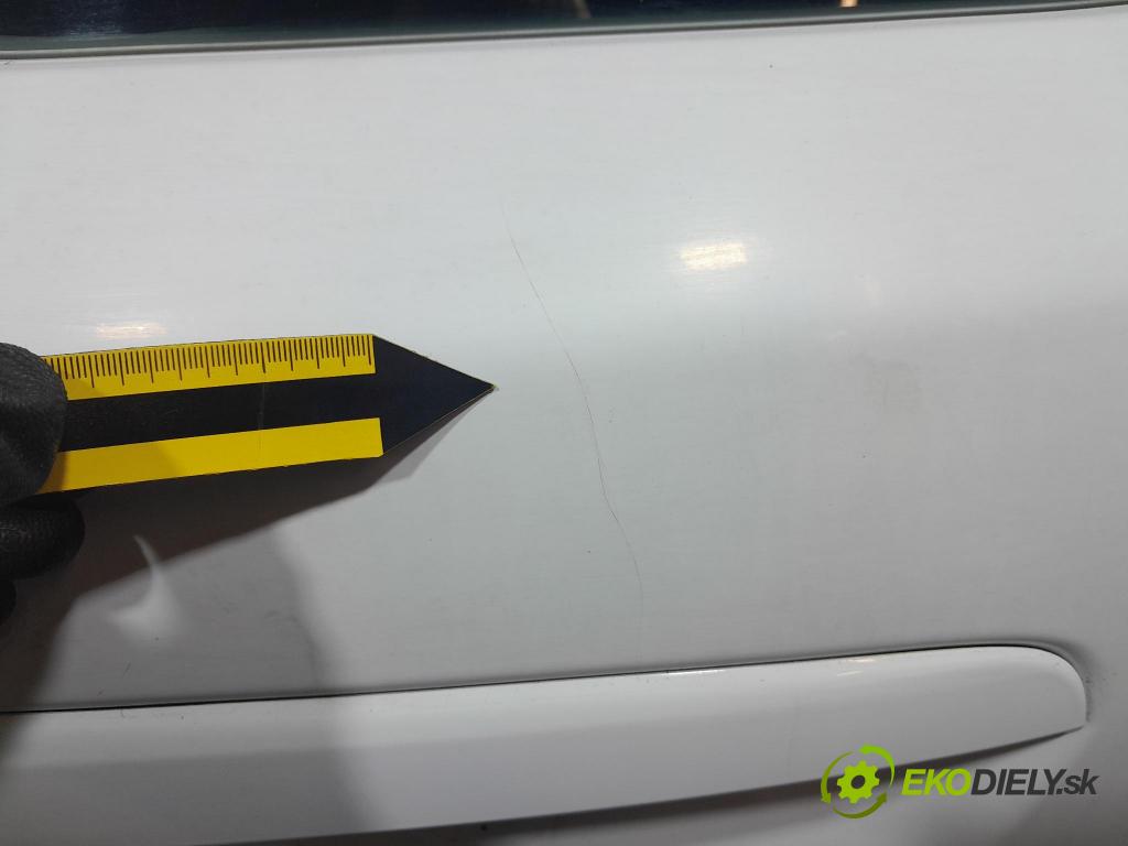 Kia Ceed 2008 zadna dveře kufra: kufra: