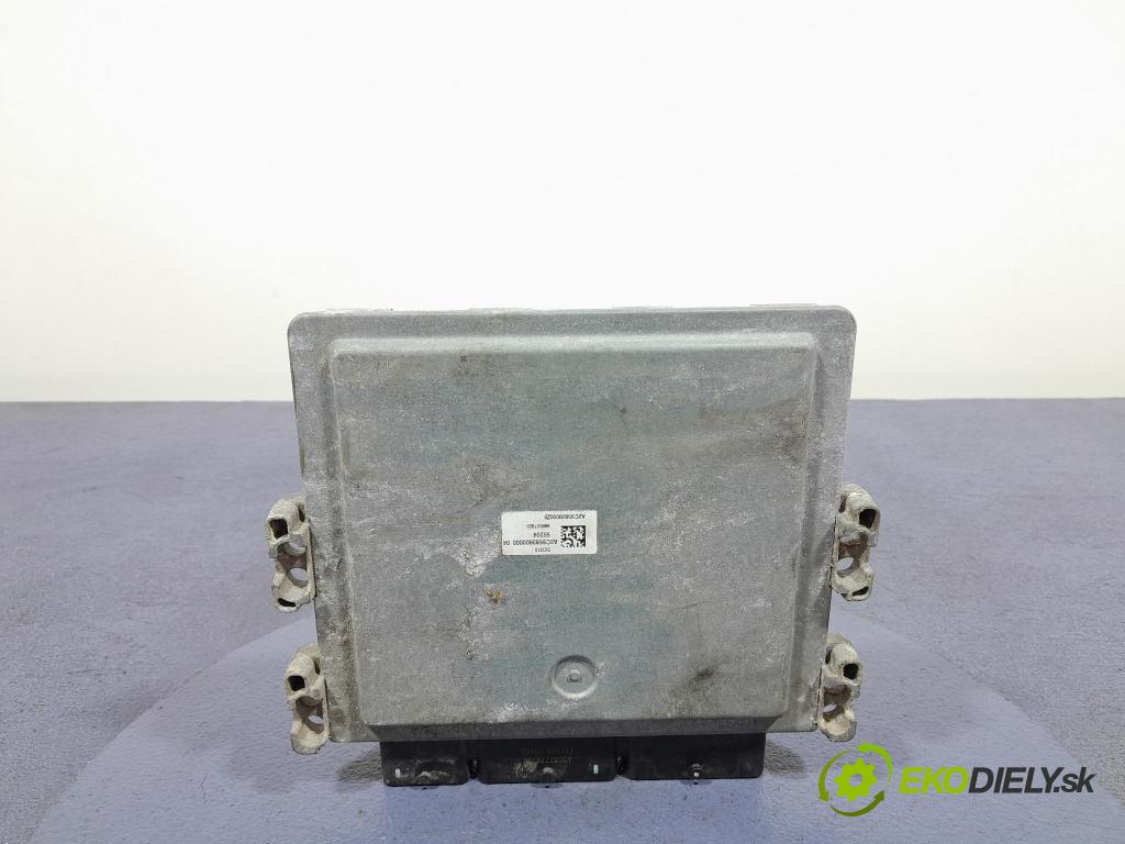Renault Master 2018 riadiaca jednotka Motor: 237109955R