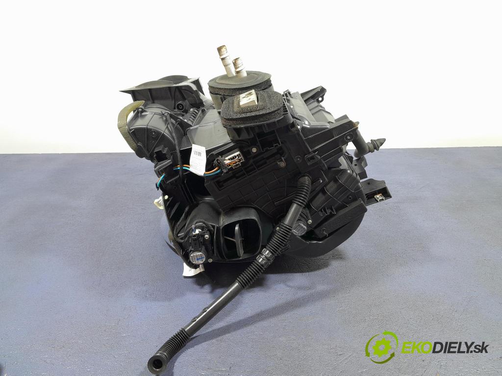 Renault Master 2018 radiator 272702687R