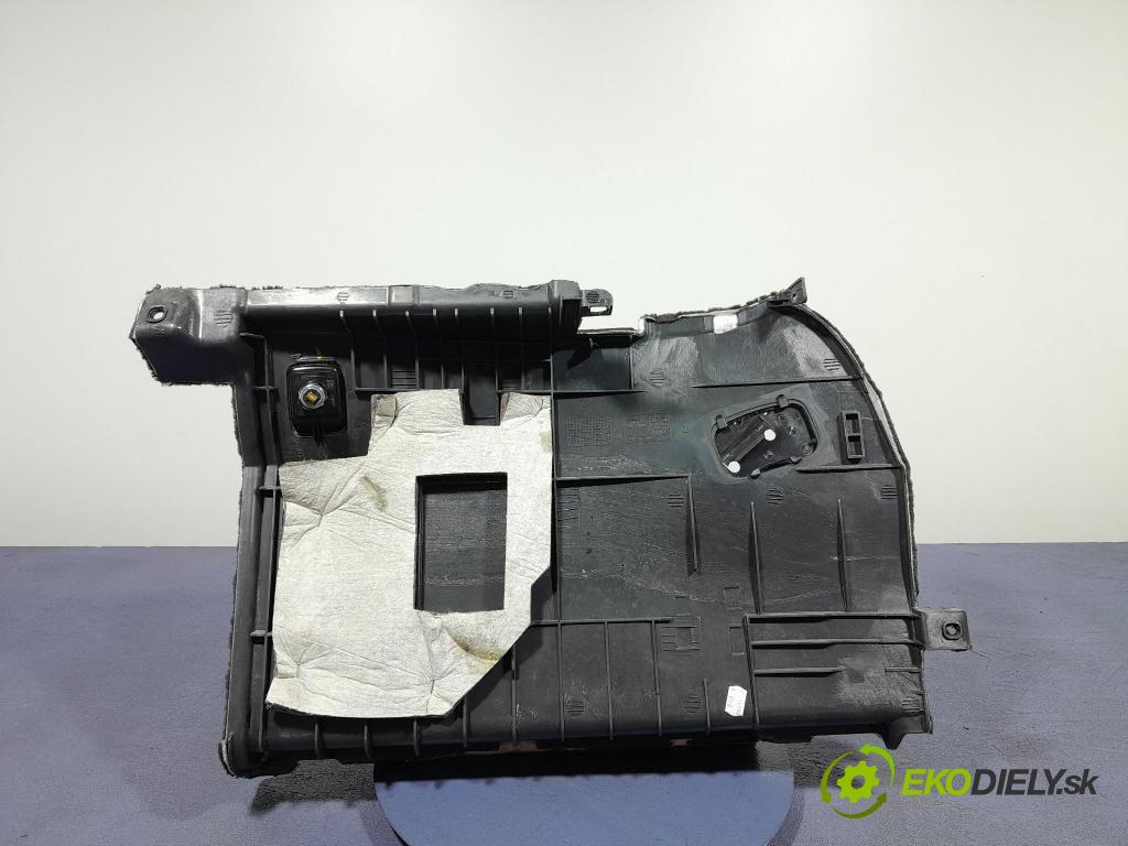 Bmw Seria 5 2008 Čalounictví: kufra: 7050364