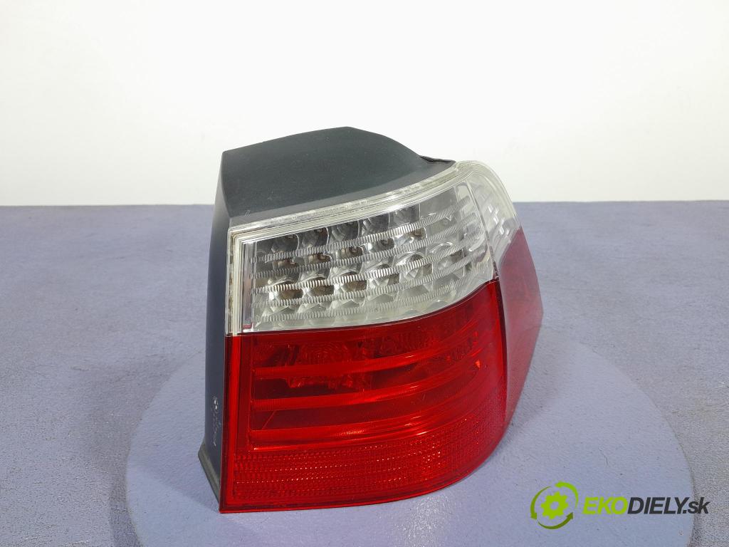 Bmw Seria 5 2008 svetlo / reflektor zad Prava: Vonkajsia: 7177694