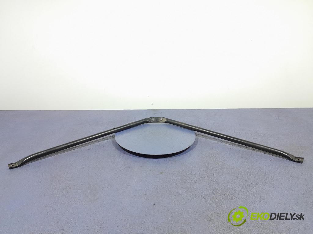 Bmw Seria 5 2008 výstuha Predné: / pas predný 7046555