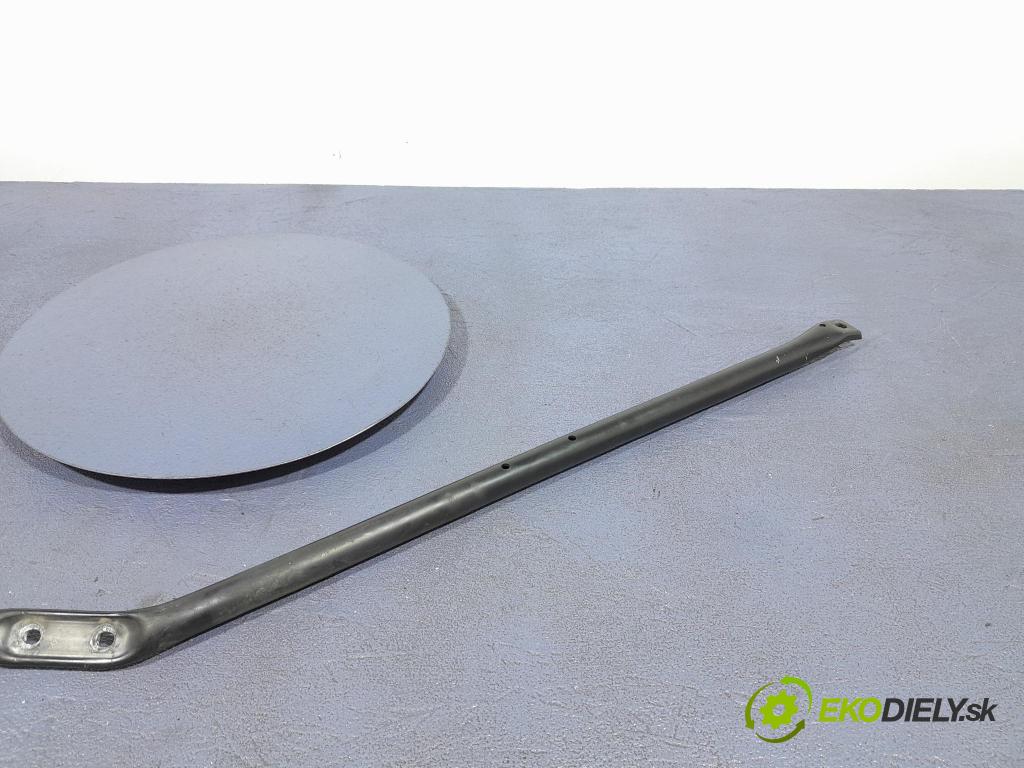Bmw Seria 5 2008 výstuha Predné: / pas predný 7046555