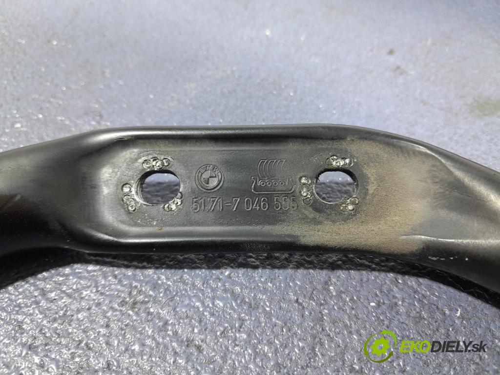 Bmw Seria 5 2008 výstuha Predné: / pas predný 7046555