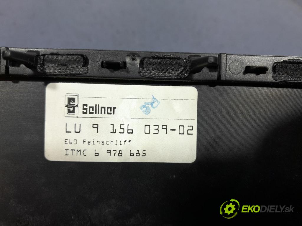 Bmw Seria 5 2008 lišta Dekoratívne: Vnútri: 9156039