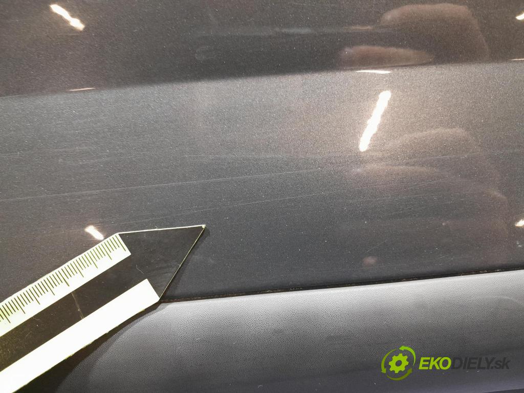 Peugeot 3008 2012 dvere zad pravé