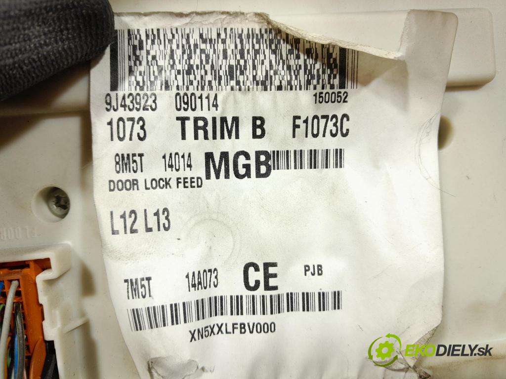 Ford Focus 2009 skrinka Poistky: 7M5T-14A073-CE