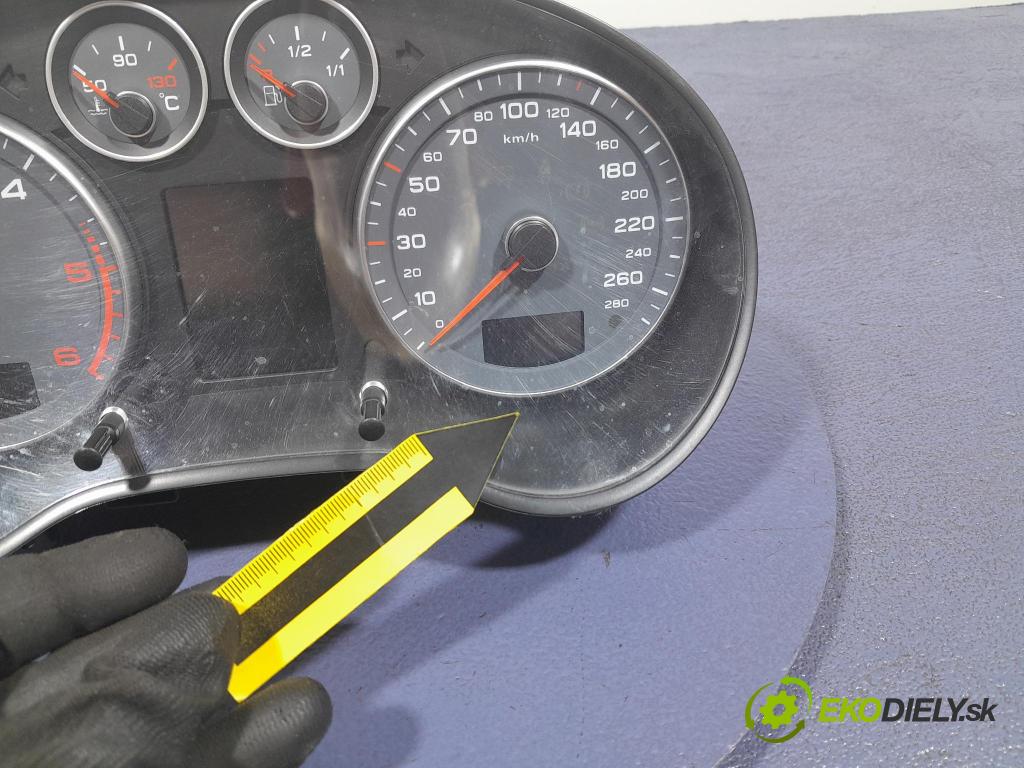Audi A3 2010 prístrojovka/ budíky 8P0920932G