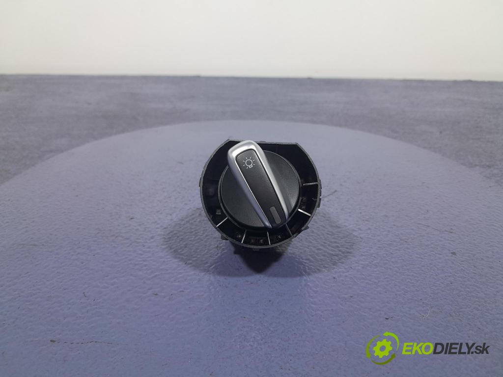 Audi A3 2010 prepínač svetiel 8P1941531EA
