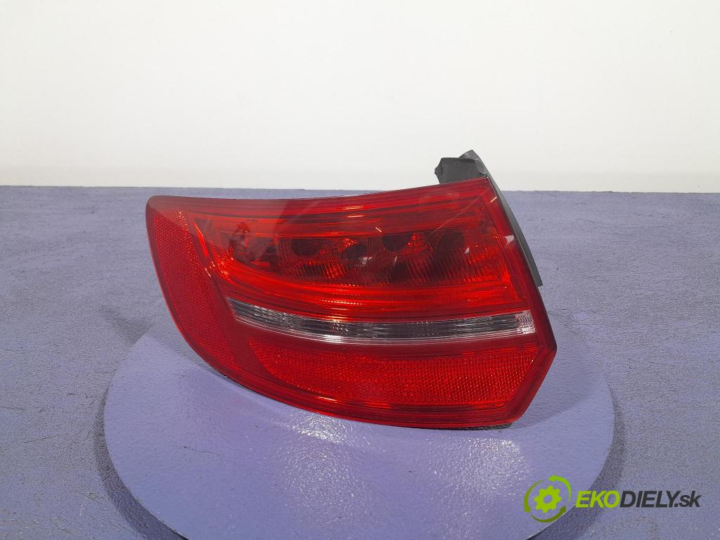 Audi A3 2010 svetlo / reflektor zad ľavá Vonkajsia: 8P4945095E