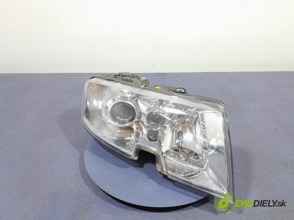 Skoda Superb 2007 Reflektor: v pravo: