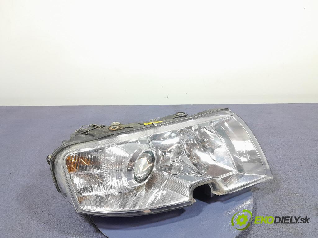 Skoda Superb 2007 Reflektor: v pravo: