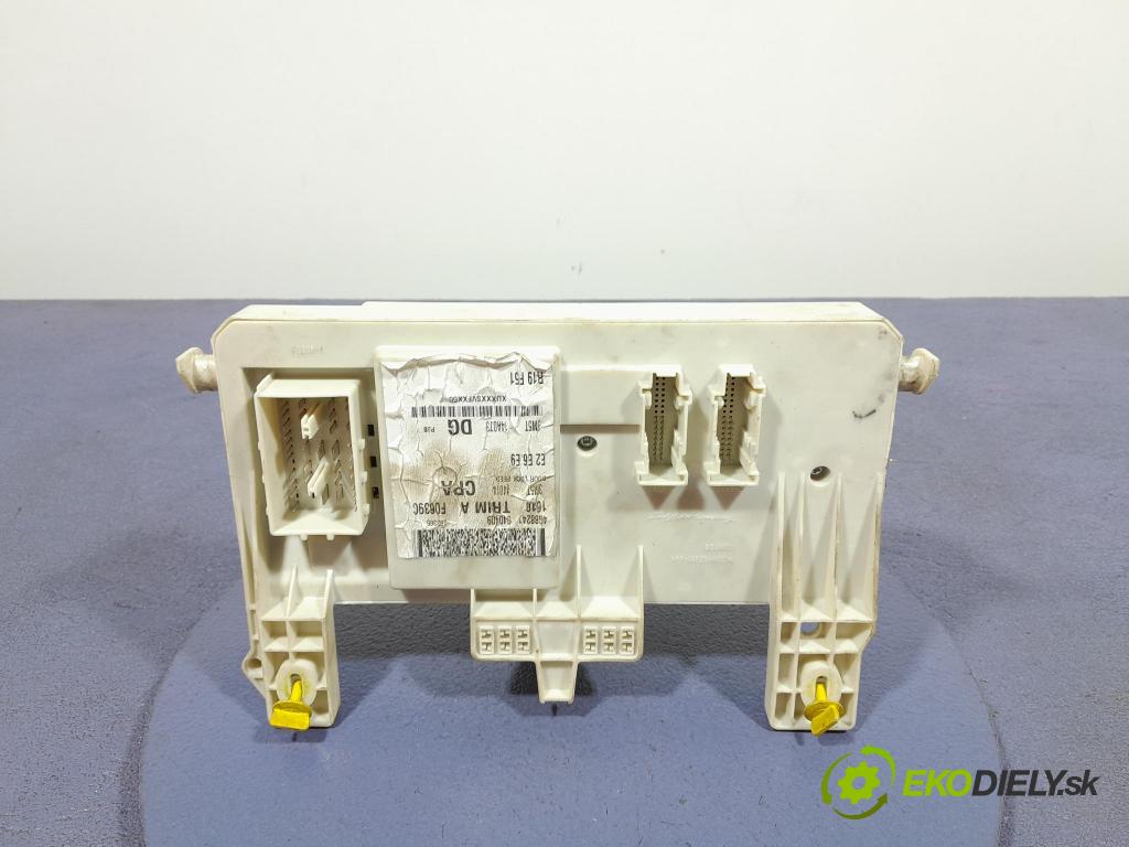 Ford C-max 2004 skrinka Poistky: 3M5T-14A073-DG