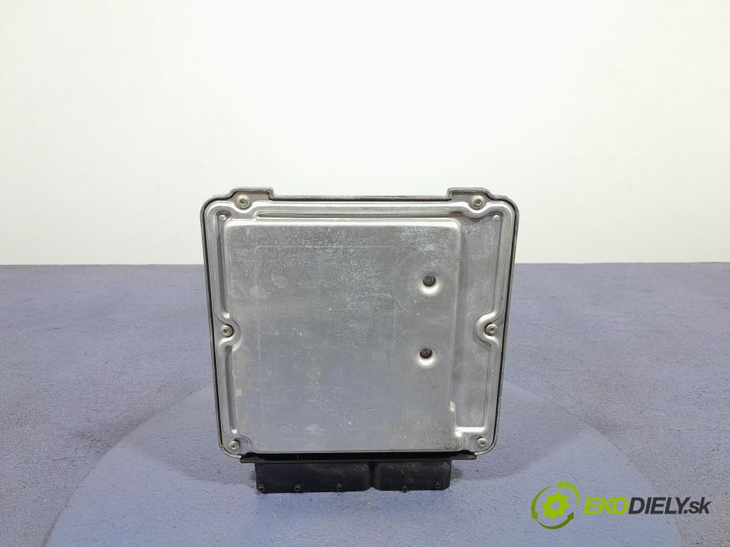 Vw Touran 2003 riadiaca jednotka Motor: 03G906016A