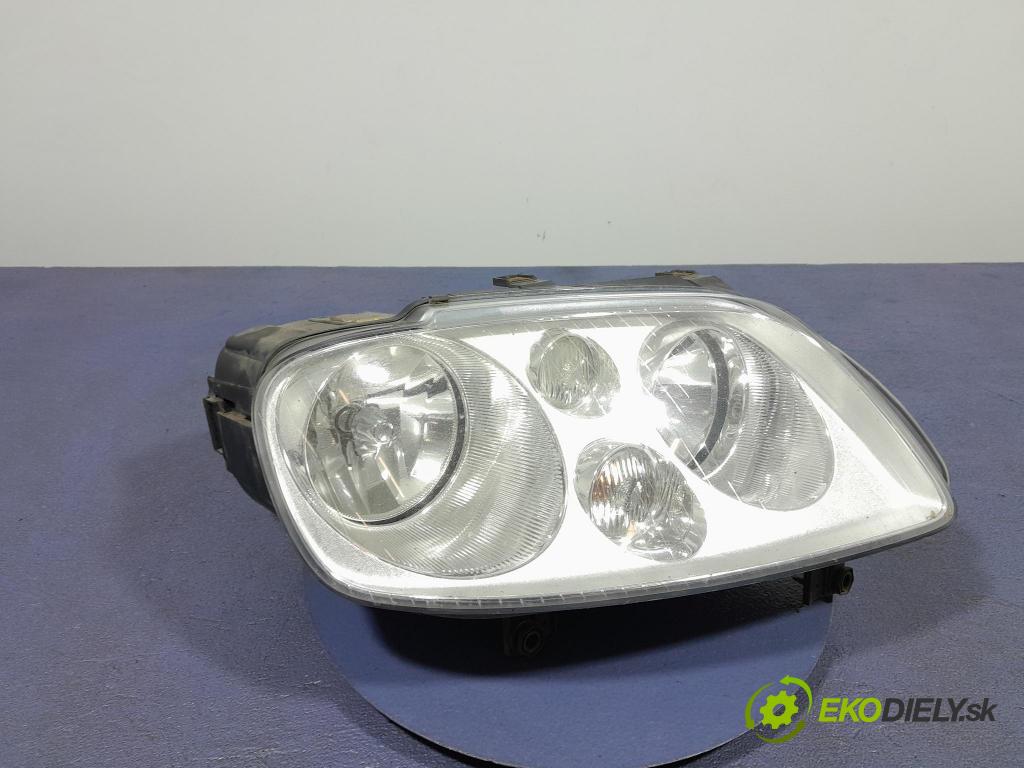 Vw Touran 2003 Reflektor: v pravo: 1T0941006D