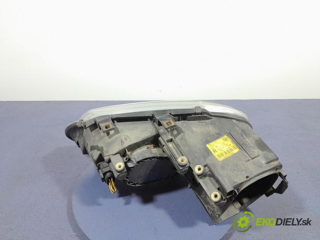 Vw Touran 2003 Reflektor: v pravo: 1T0941006D