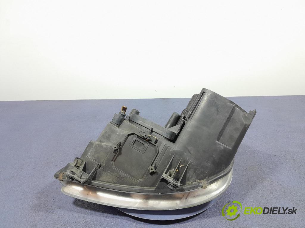 Vw Touran 2003 Reflektor: v pravo: 1T0941006D