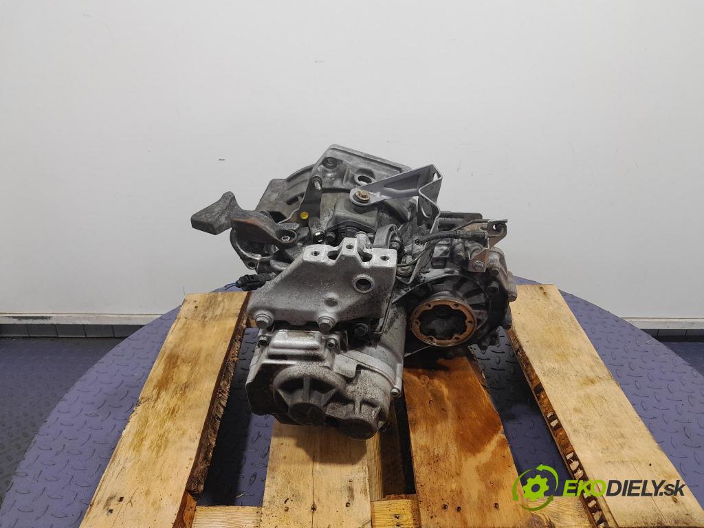 Vw Touran 2003 prevodovka Manualna FYG