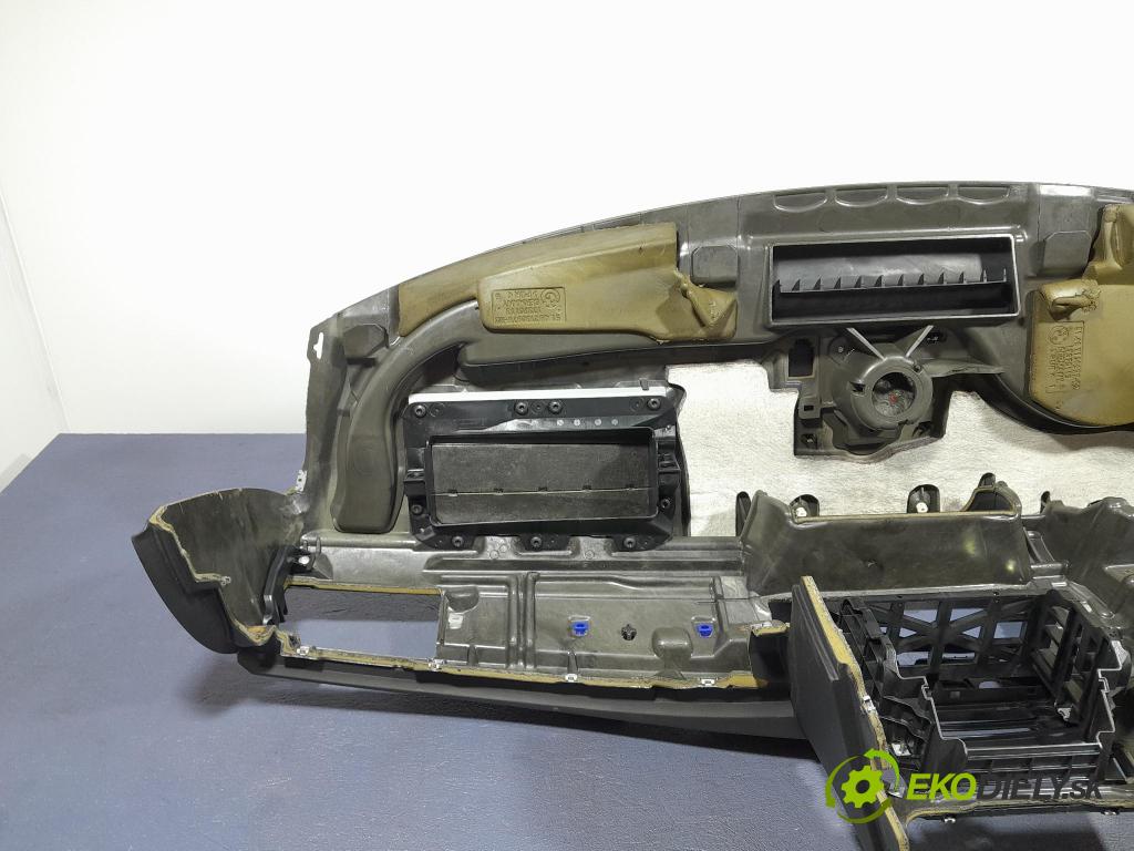Bmw Seria 5 2008 kokpit,pristrojová doska 6976421