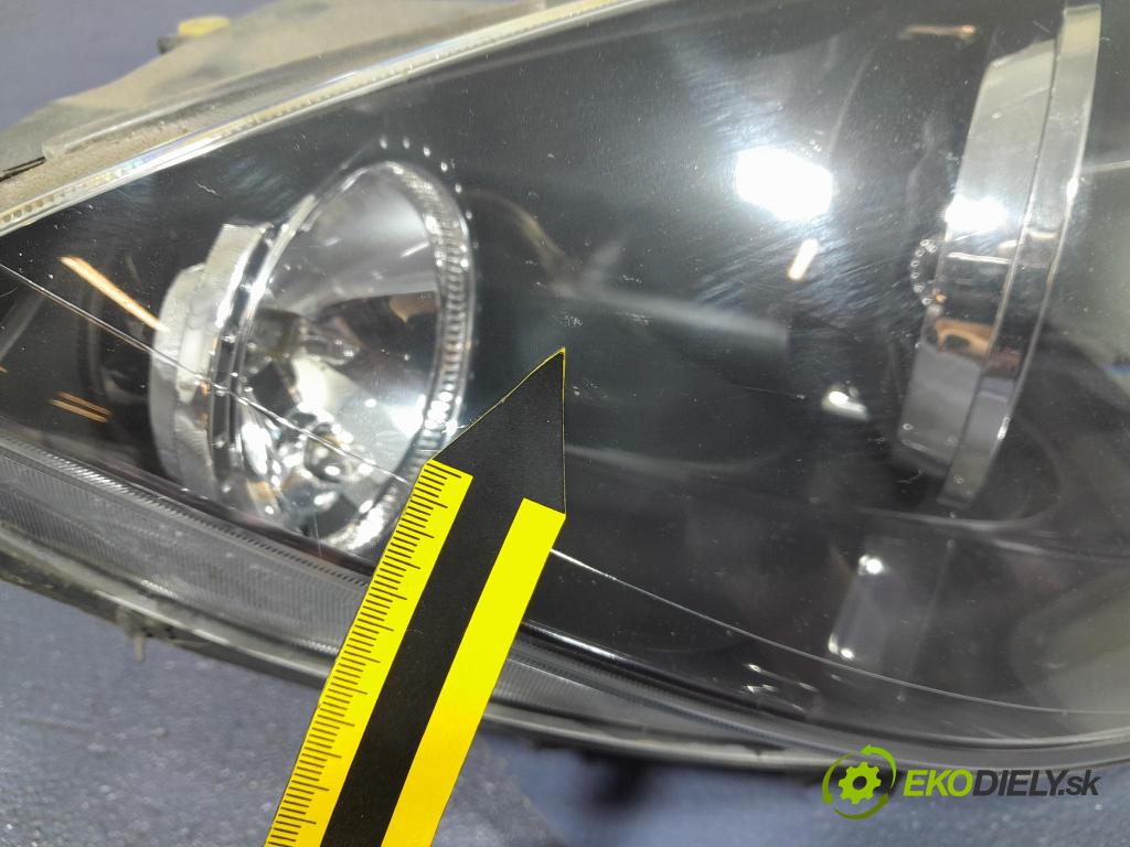 Seat Altea 2014 Reflektor: v pravo: 5P1941034B