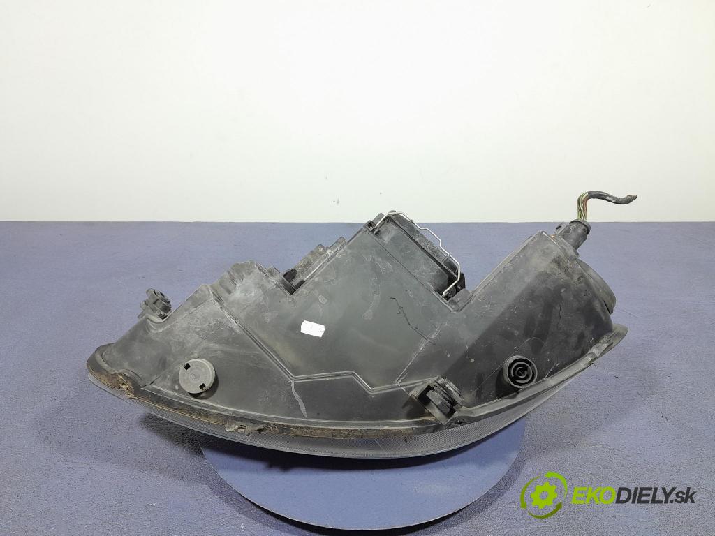 Seat Altea 2014 Reflektor: v pravo: 5P1941034B