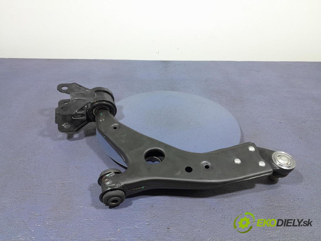 Ford Kuga 0 Predné v pravo: FD-WP-15312