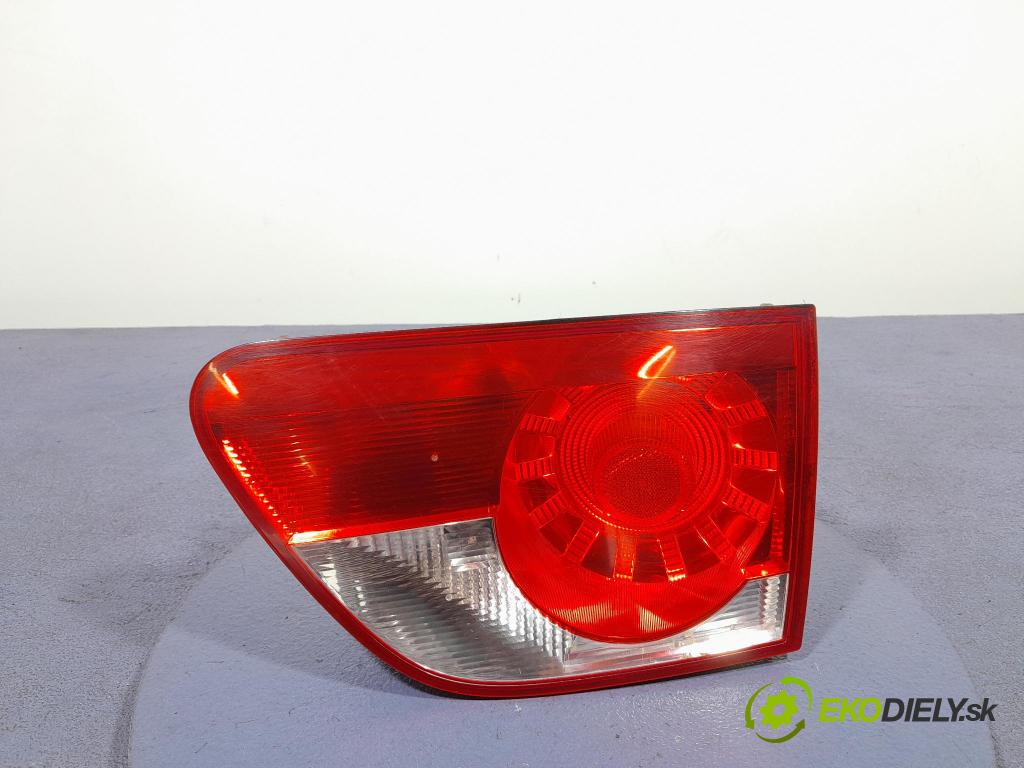 Seat Altea 2014 svetlo / reflektor zad Prava: Vnútri: 5P8945094D