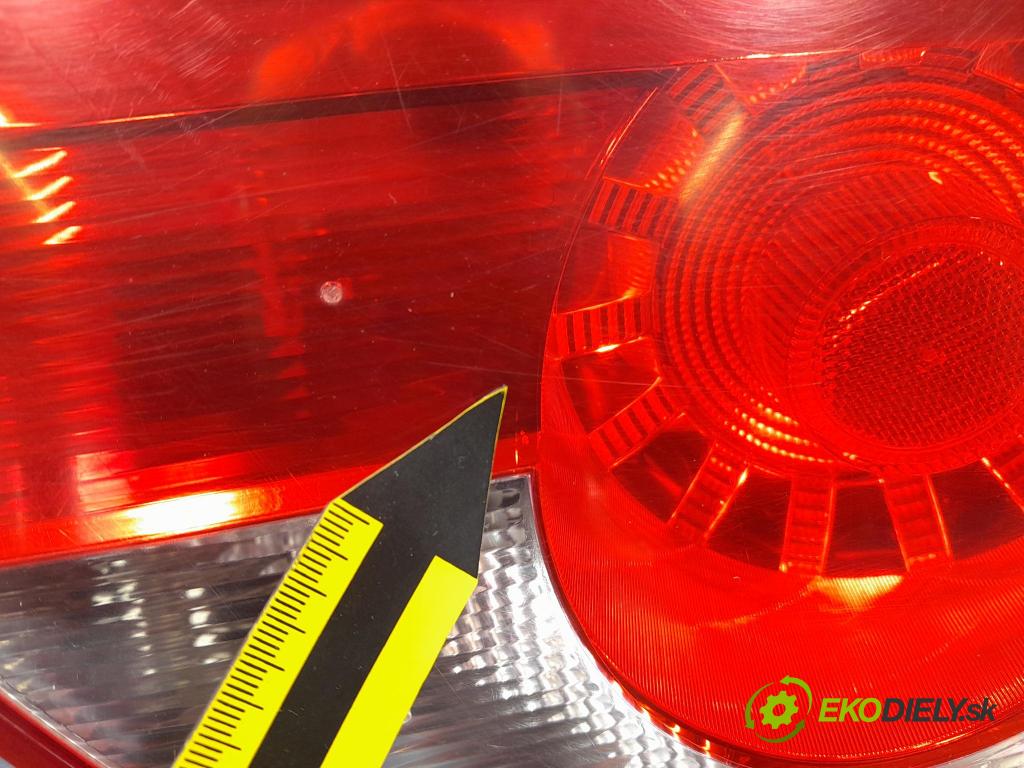 Seat Altea 2014 svetlo / reflektor zad Prava: Vnútri: 5P8945094D