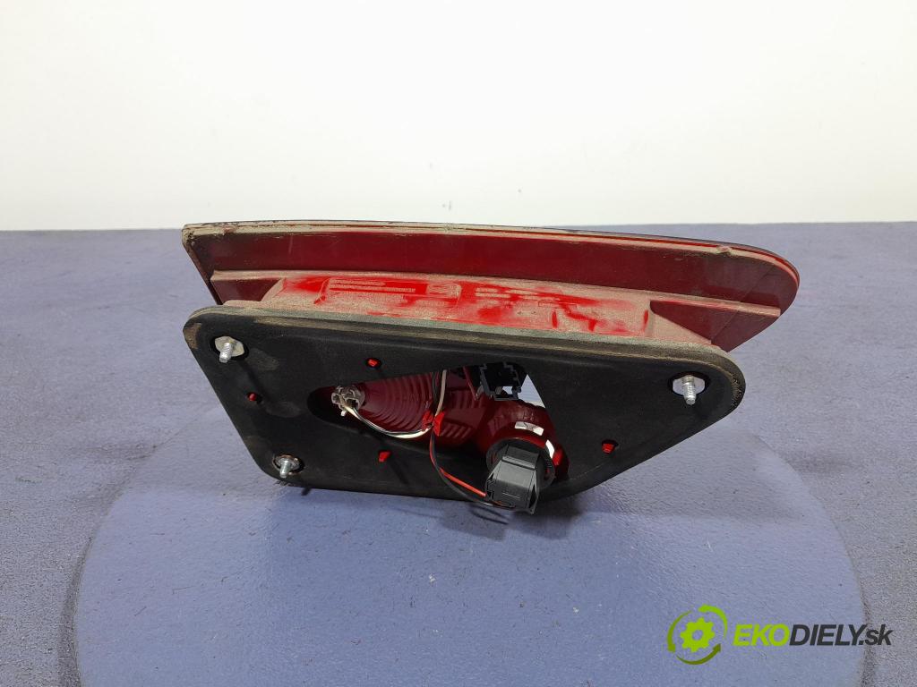 Seat Altea 2014 svetlo / reflektor zad Prava: Vnútri: 5P8945094D