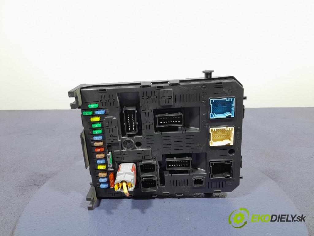 Citroen C4 picasso 2007 skrinka Poistky: 96640590800R